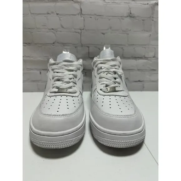 Nike Air Force 1 Low Triple White Classic AF1- Fast Shipping display picture 2